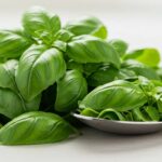 how much is a handful of basil in tbsp